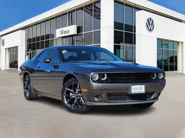 2019 Dodge Challenger SXT 1