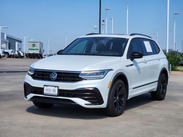 2024 Volkswagen Tiguan SE R-Line Black 2