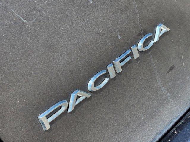 2022 Chrysler Pacifica Touring L 8