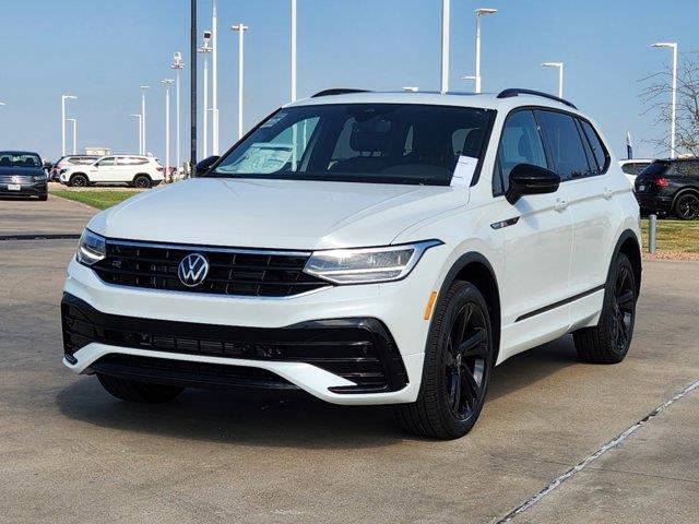 2024 Volkswagen Tiguan SE R-Line Black 2