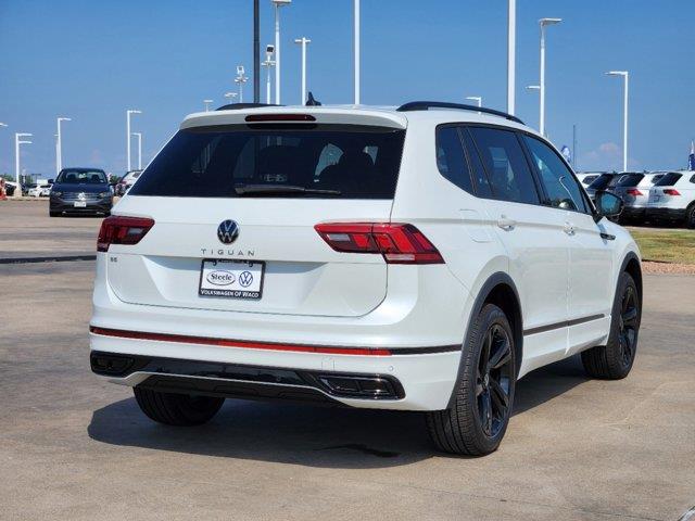 2024 Volkswagen Tiguan SE R-Line Black 3