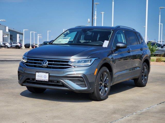 2024 Volkswagen Tiguan SE 2