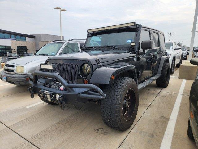 2011 Jeep Wrangler Unlimited Sahara 2