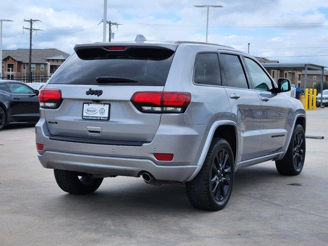 2020 Jeep Grand Cherokee Altitude 3