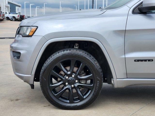 2020 Jeep Grand Cherokee Altitude 6