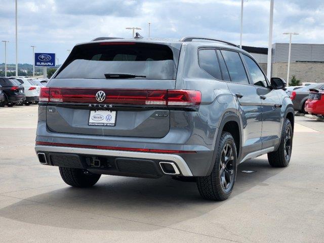 2024 Volkswagen Atlas 2.0T Peak Edition SE w/Technology 3