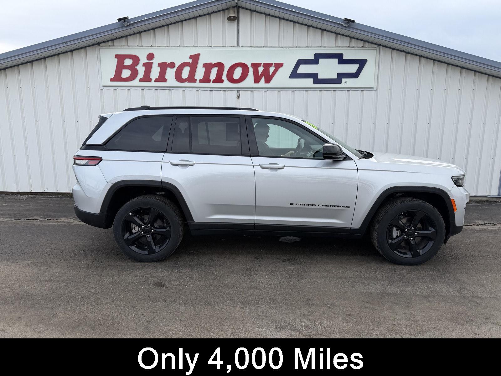 2024 Jeep Grand Cherokee Altitude 4WD