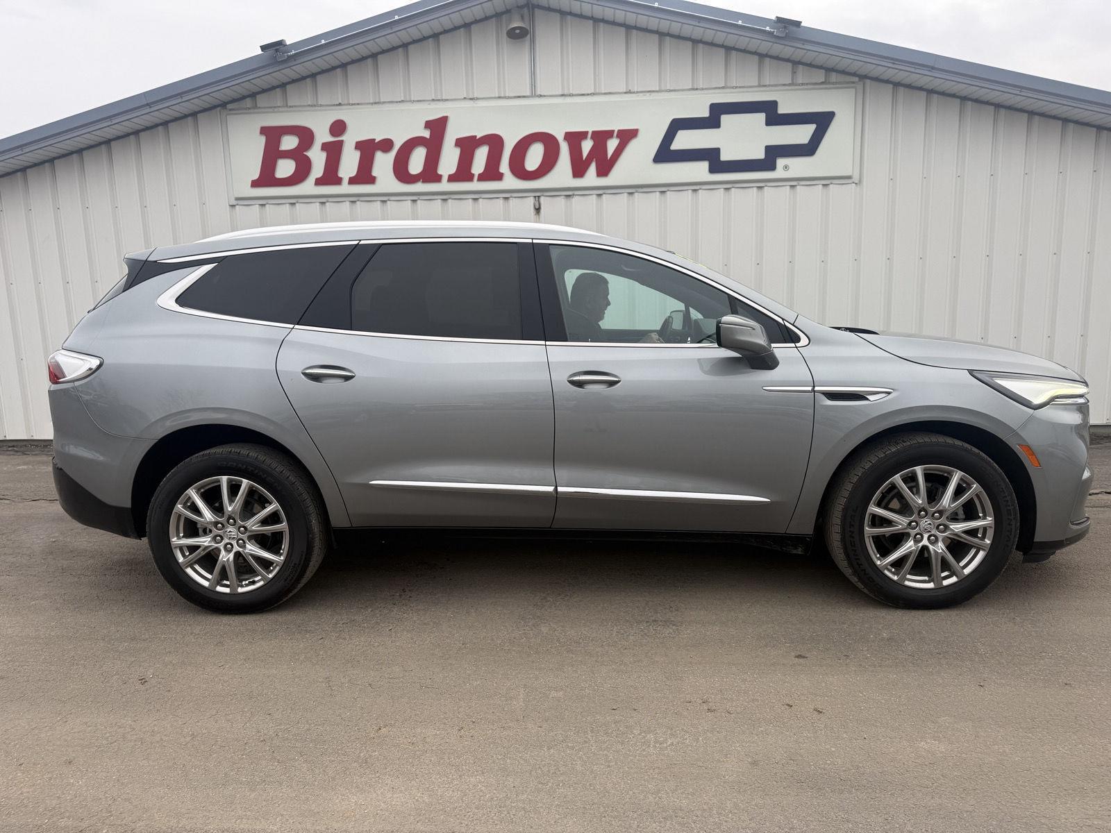 2023 Buick Enclave Essence AWD