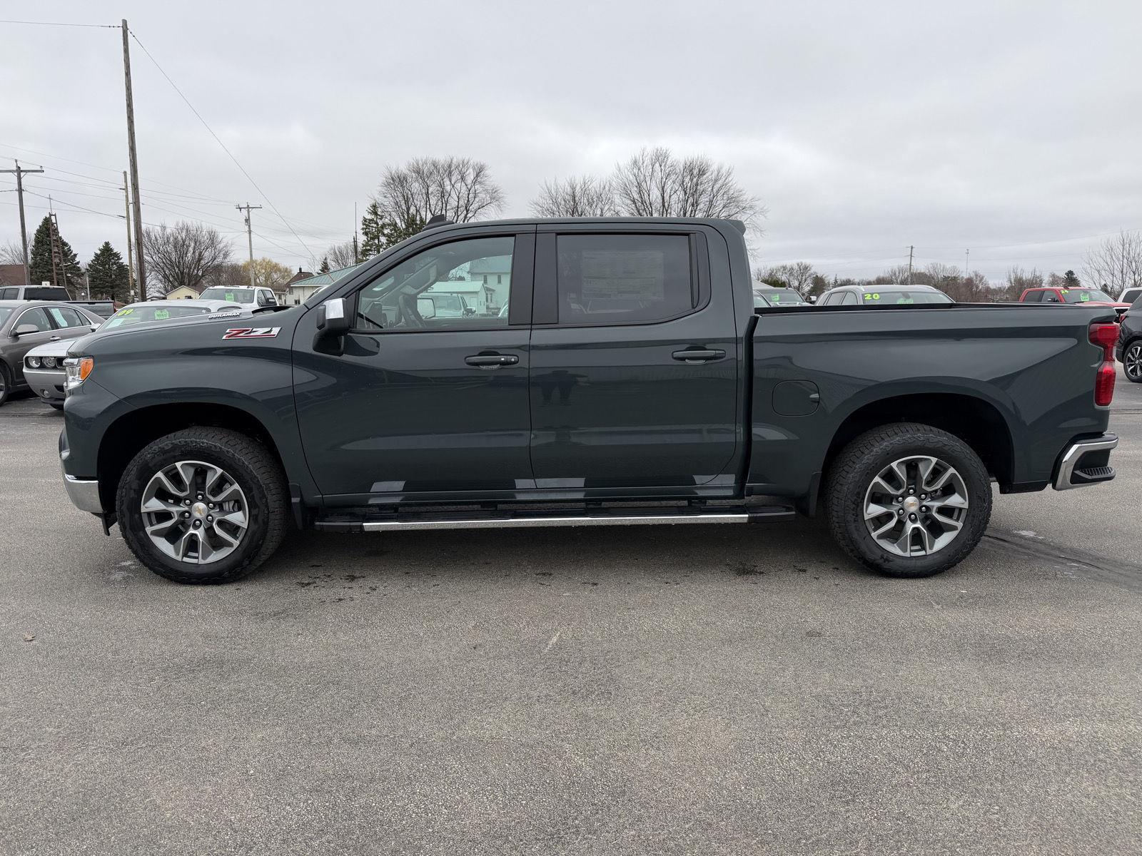 Cypress Gray 2026 Chevrolet Silverado 1500 LT Crew Cab 4WD Pickup Truck Four-Wheel Drive 8-Speed Automatic