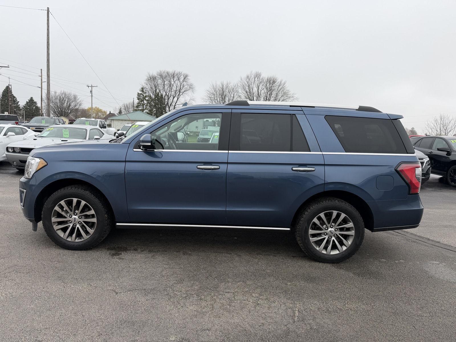 Blue Metallic 2018 Ford Expedition Limited 4WD SUV / Crossover Four-Wheel Drive Automatic