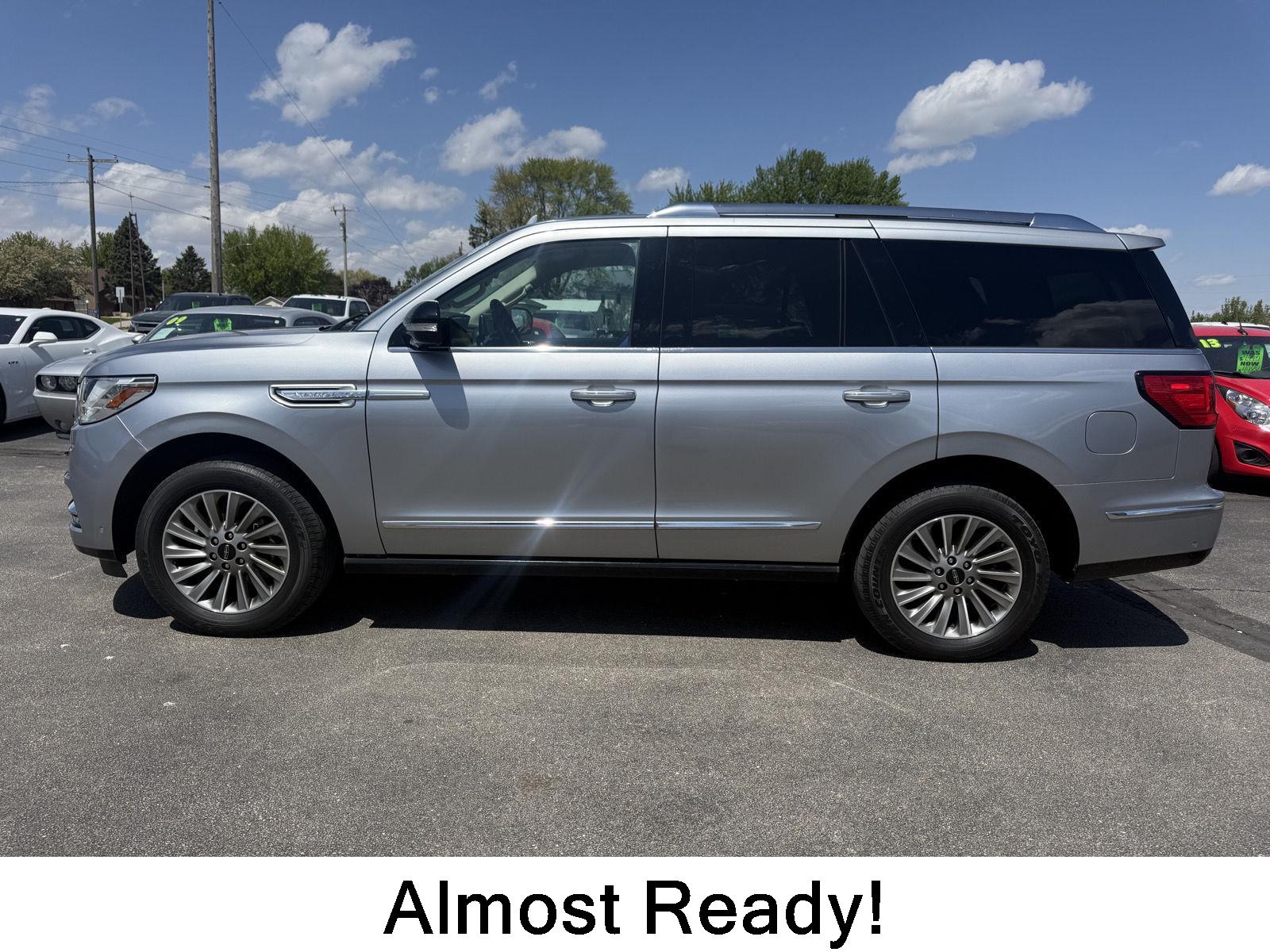 Silver Radiance 2021 Lincoln Navigator Standard 4WD SUV / Crossover Four-Wheel Drive Automatic