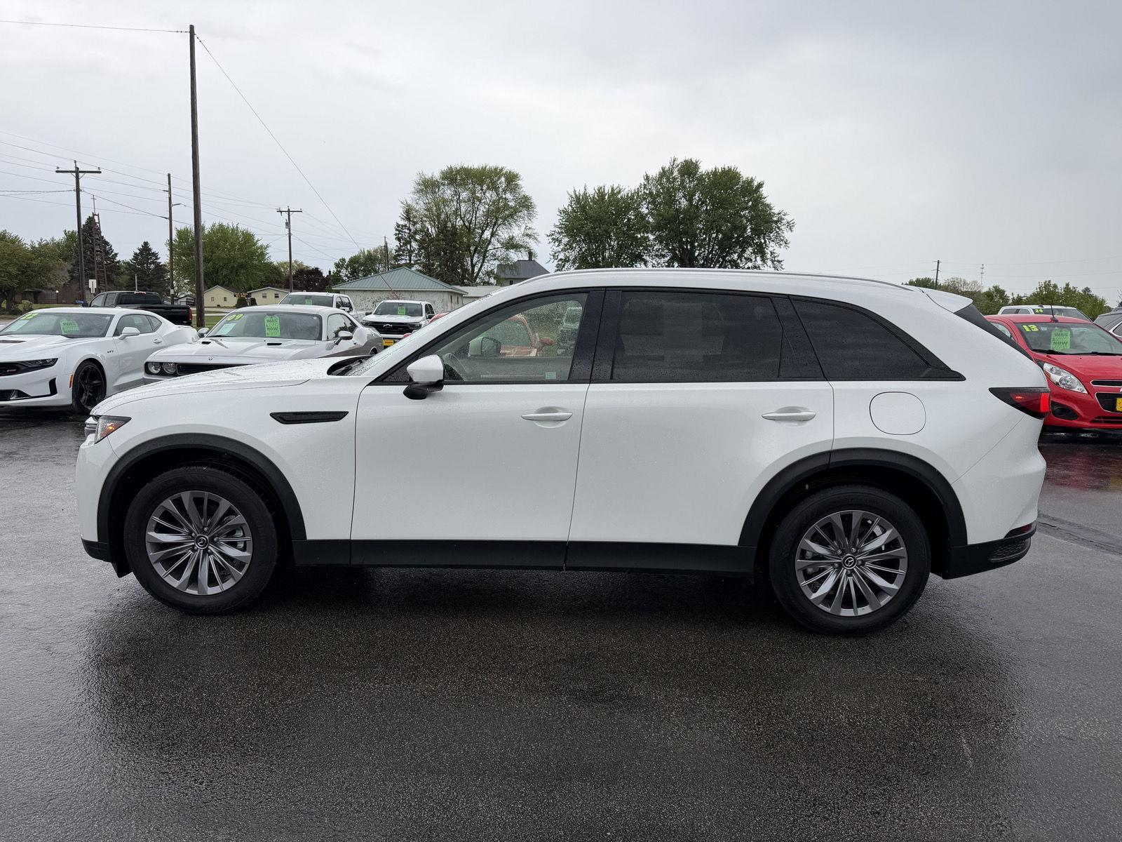 Rhodium White Premium 2024 Mazda CX-90 3.3 Turbo Preferred Plus AWD SUV / Crossover All-Wheel Drive Automatic