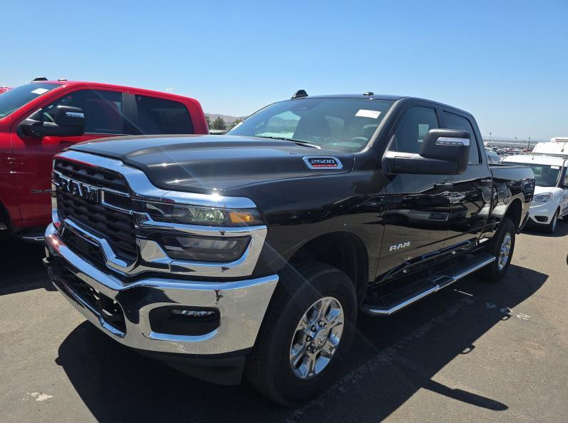 Diamond Black Crystal Pearlcoat 2026 RAM 2500 Big Horn Crew Cab 4WD Pickup Truck Four-Wheel Drive 8-Speed Automatic