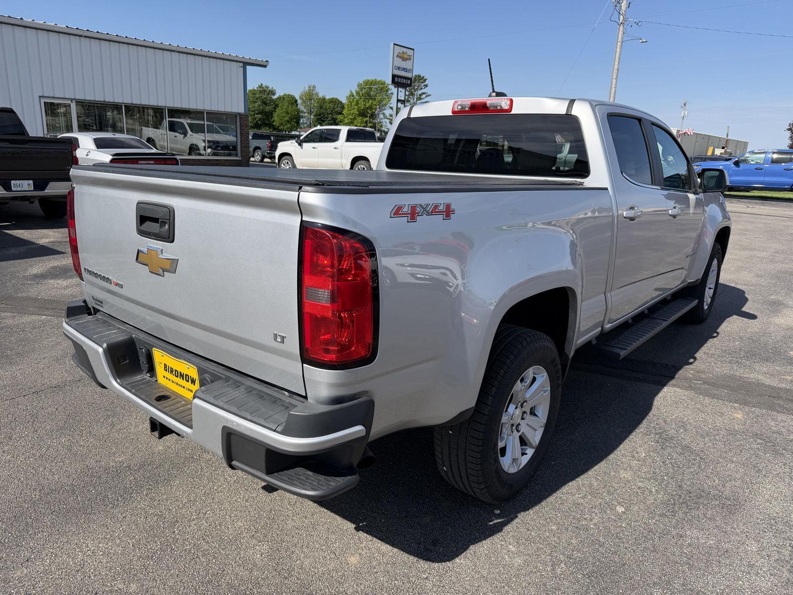 View vehicle photo 6