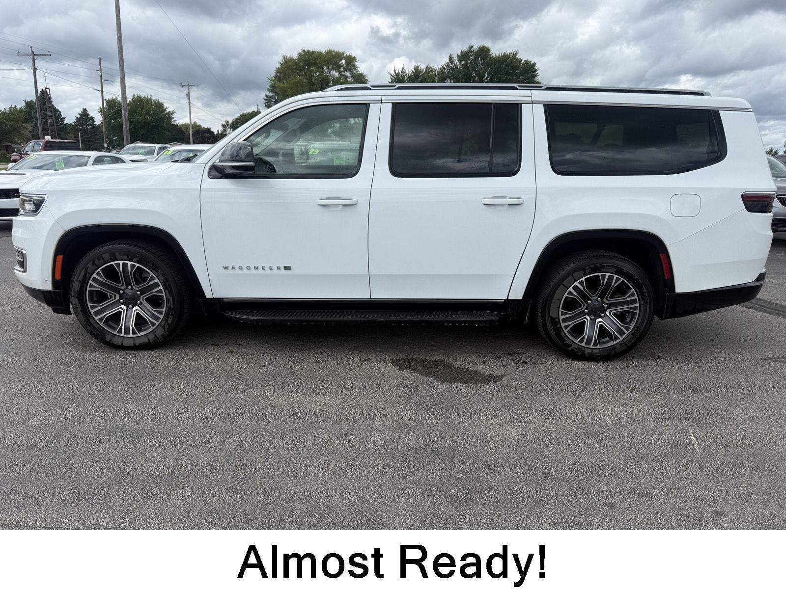 Bright White Clearcoat 2024 Jeep Wagoneer L SUV / Crossover Four-Wheel Drive 8-Speed Automatic