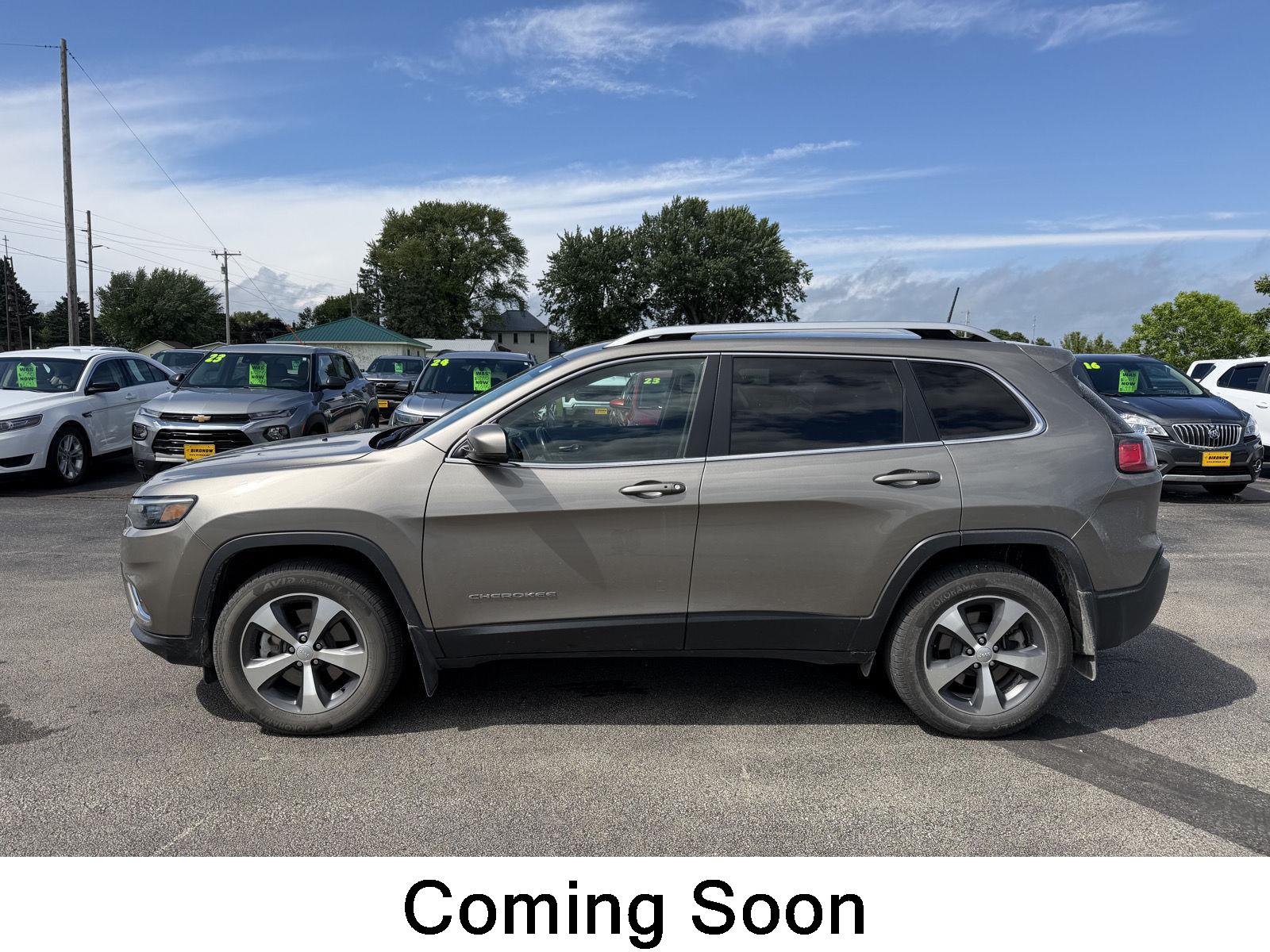 2020 Jeep Cherokee SUV / Crossover