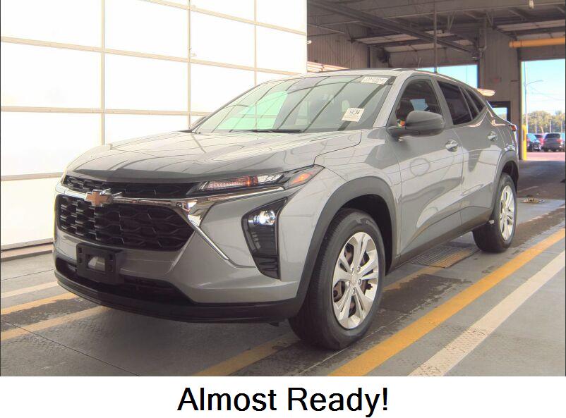 2024 Chevrolet Trax LS FWD
