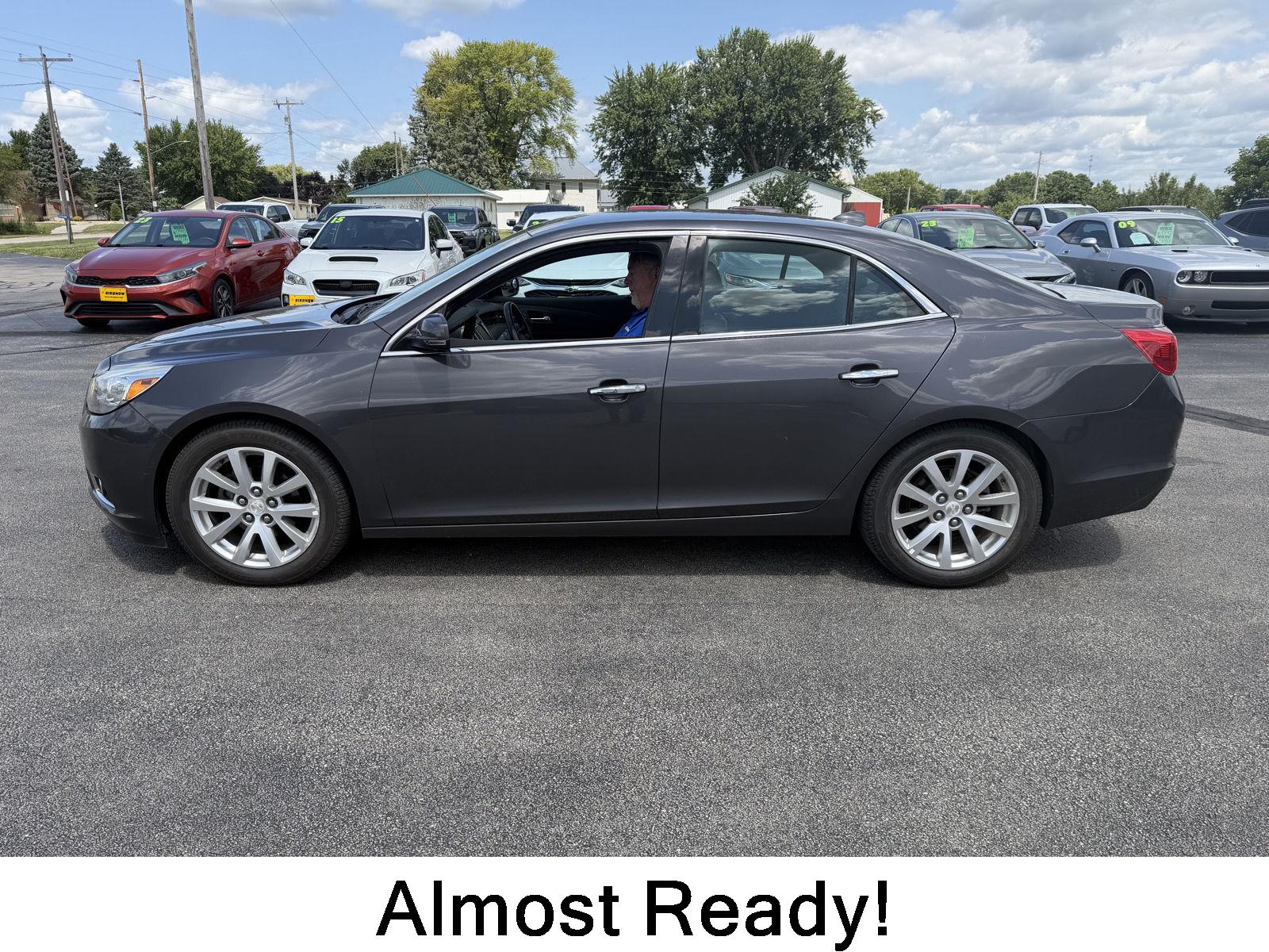 Taupe Gray Metallic 2013 Chevrolet Malibu Sedan Front-Wheel Drive 6-Speed Automatic