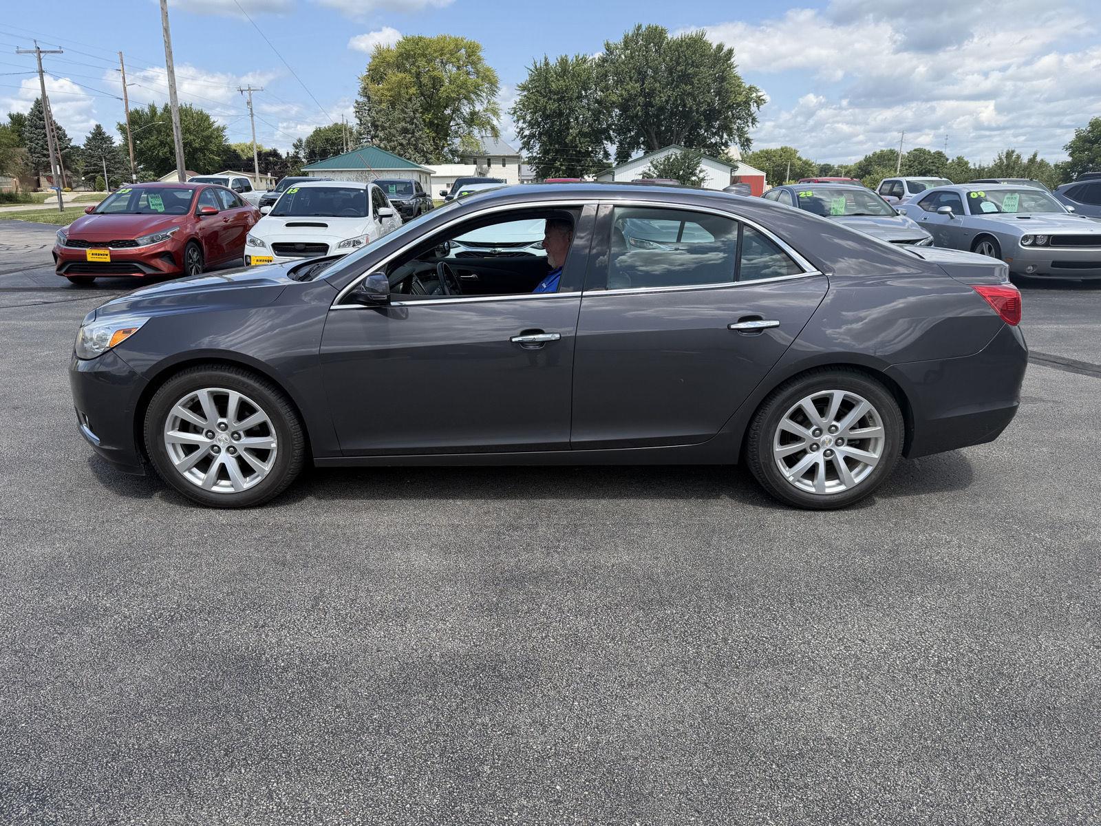 Taupe Gray Metallic 2013 Chevrolet Malibu Sedan Front-Wheel Drive 6-Speed Automatic