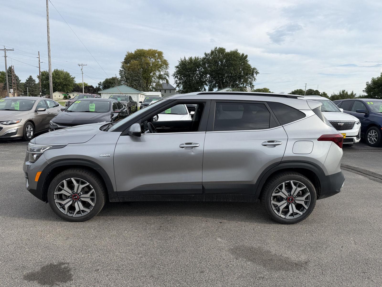 Steel Gray 2021 Kia Seltos SUV / Crossover All-Wheel Drive Automatic