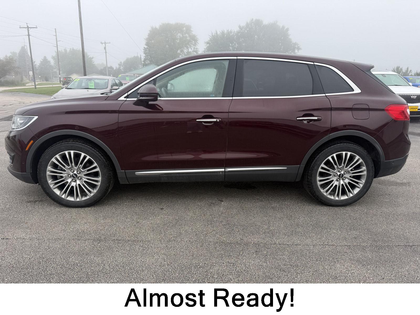 Red (Burgundy Velvet Metallic Tinted Clearcoat) 2017 Lincoln MKX SUV / Crossover All-Wheel Drive 6-Speed Automatic