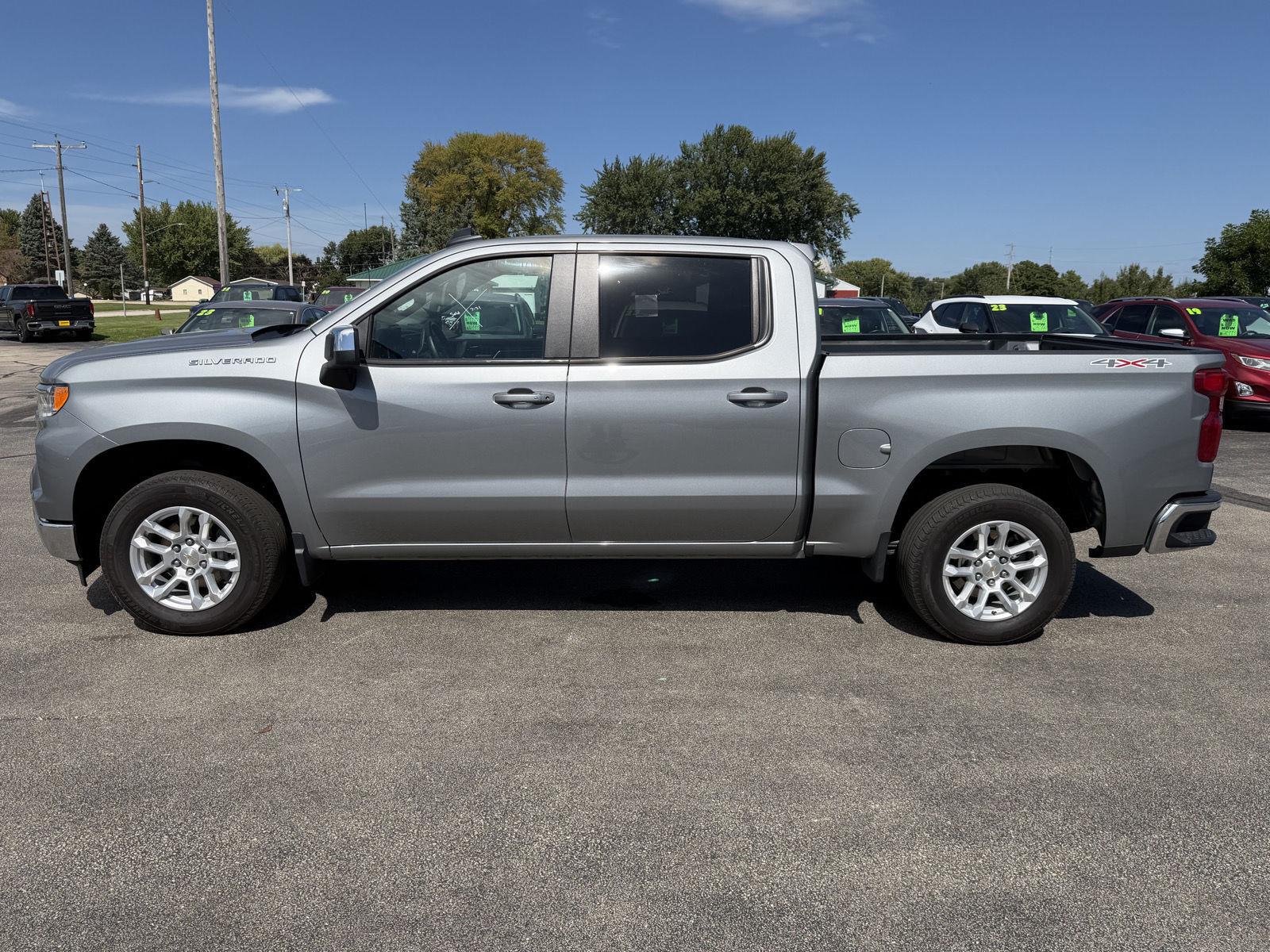 Sterling Gray Metallic 2024 Chevrolet Silverado 1500 Pickup Truck Four-Wheel Drive 8-Speed Automatic