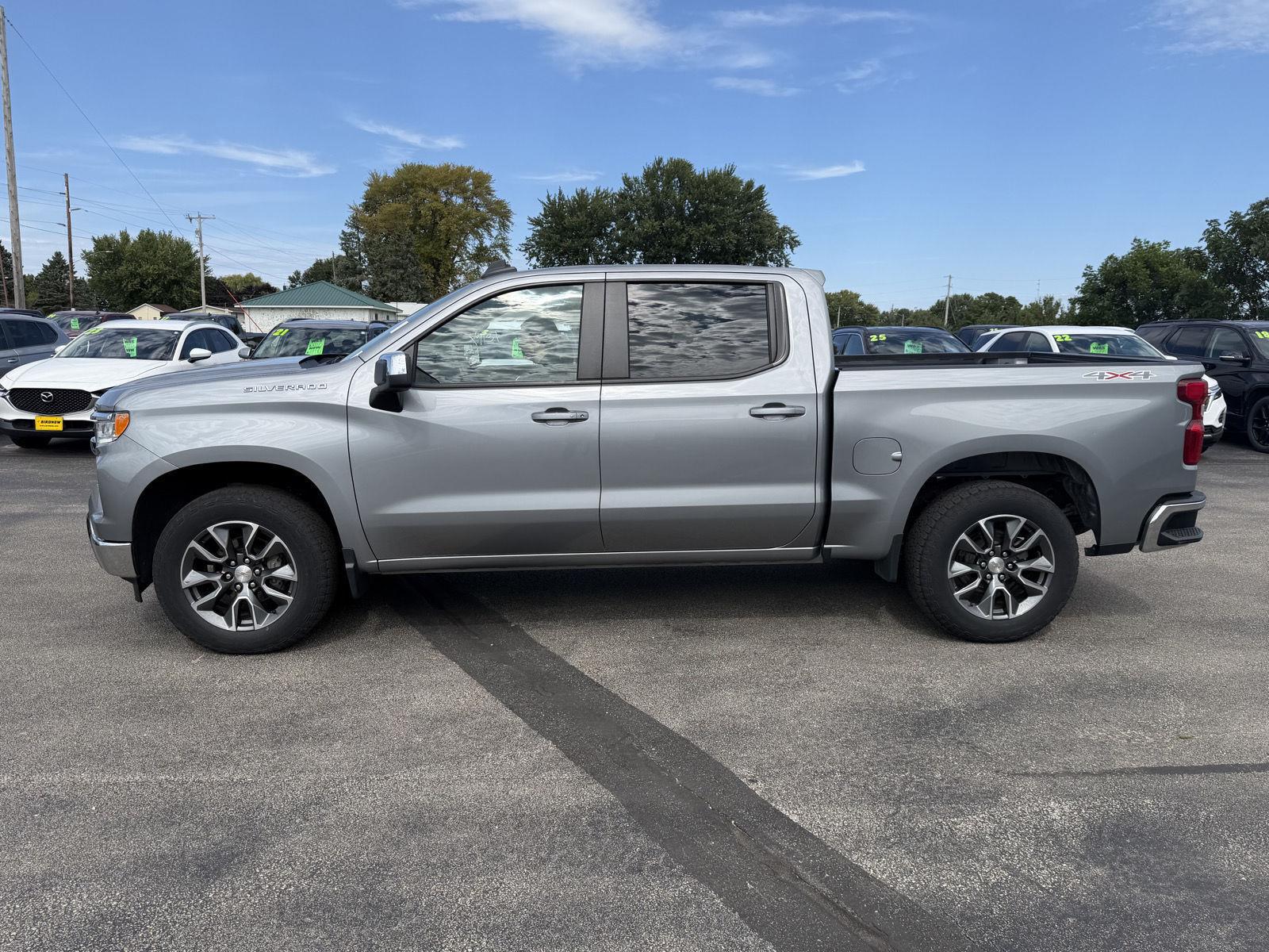 2023 Chevrolet Silverado 1500 LT Crew Cab 4WD