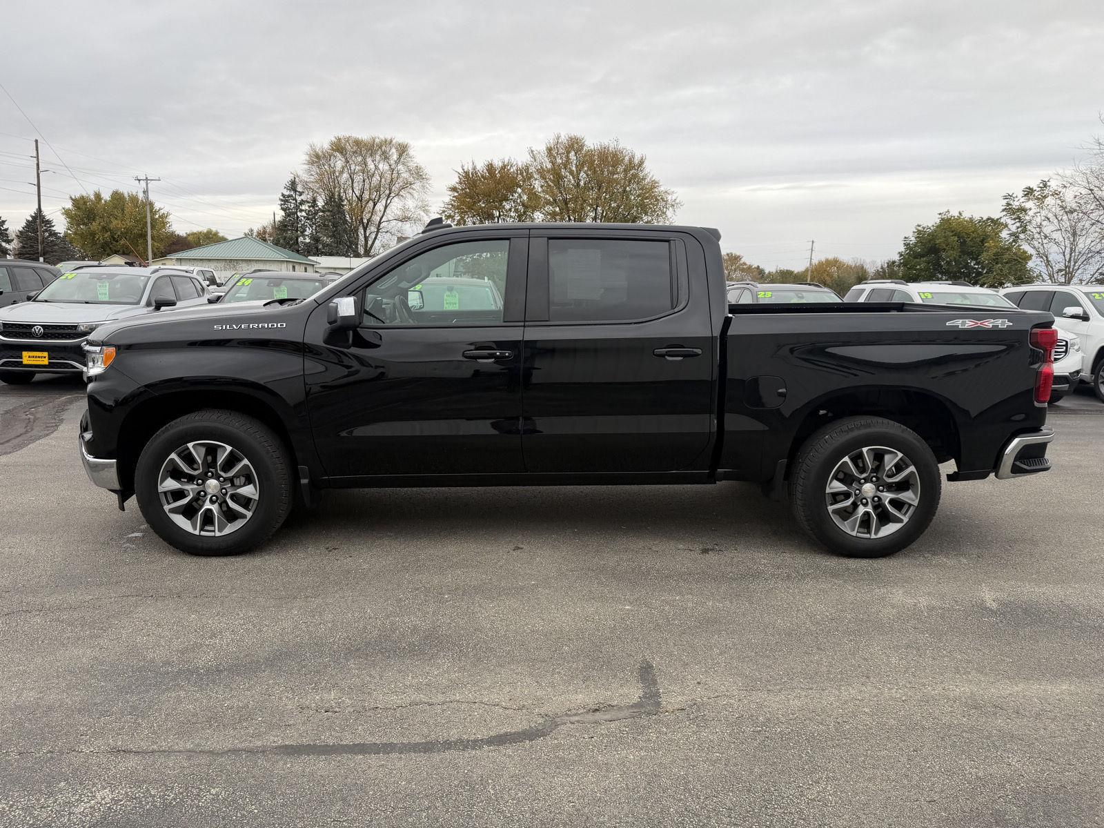 2024 Chevrolet Silverado 1500 LT Crew Cab 4WD