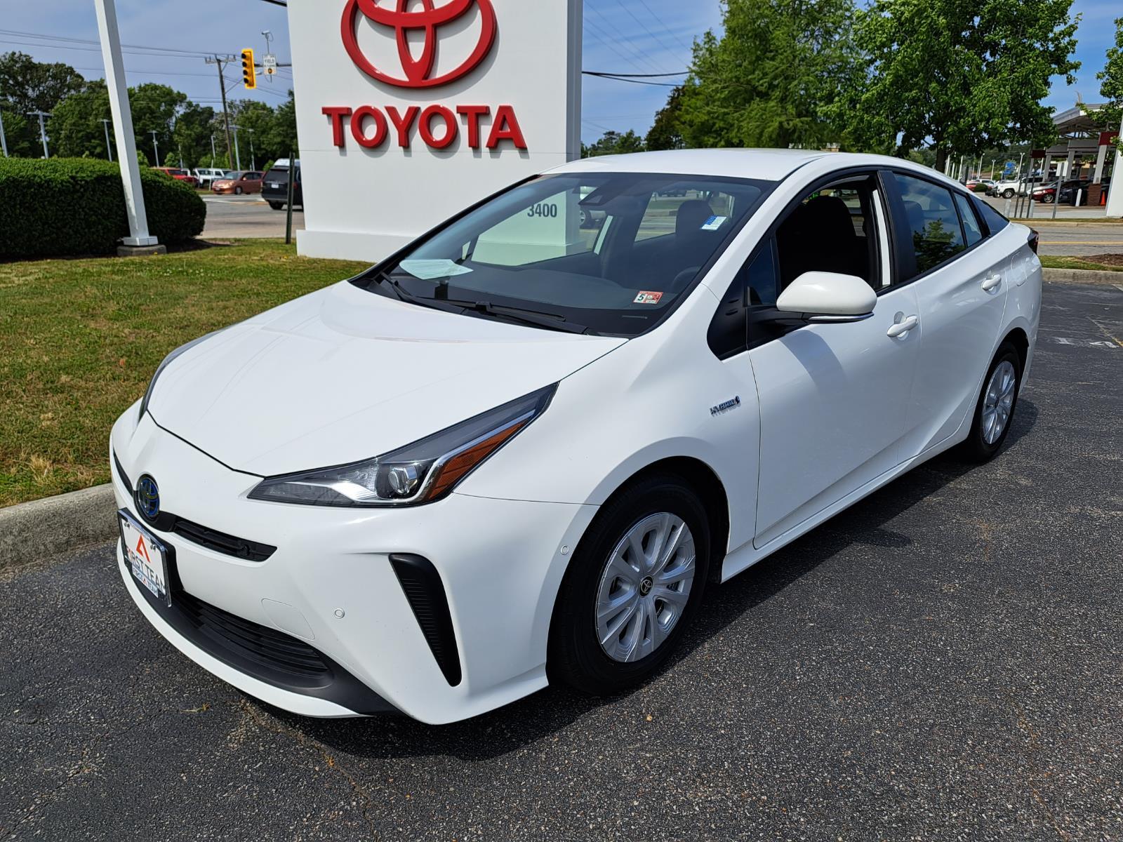 2022 Toyota Prius LE Hatchback 4 Dr. Front Wheel Drive