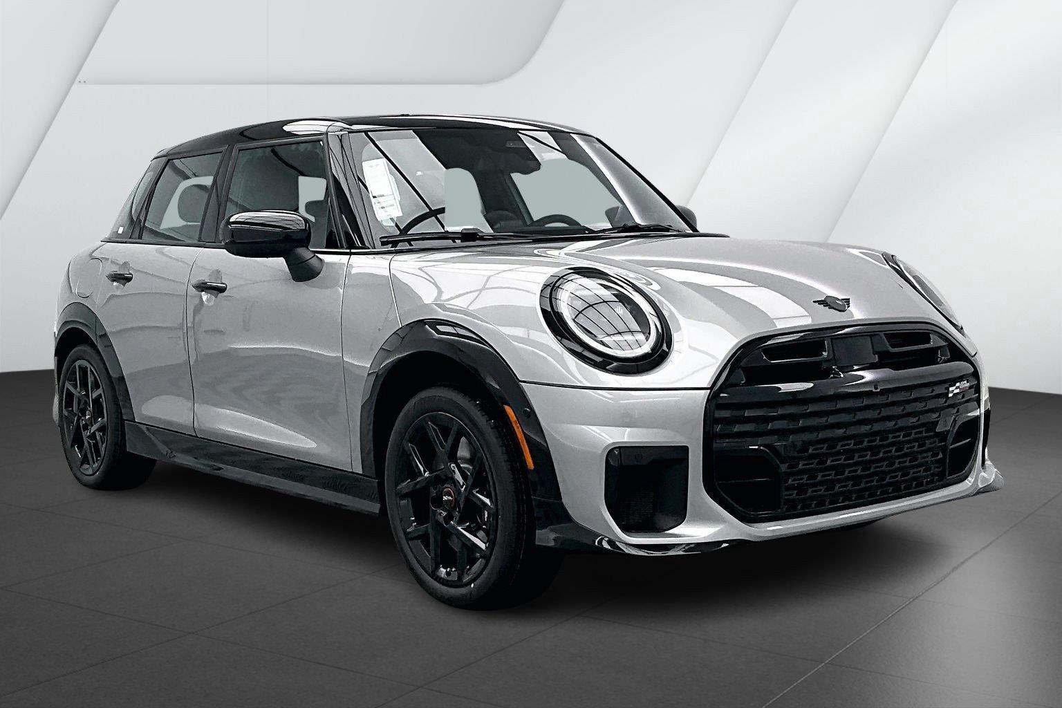 Melting Silver III Metallic 2026 MINI Cooper Hatchback Front-Wheel Drive 7-Speed Dual Clutch