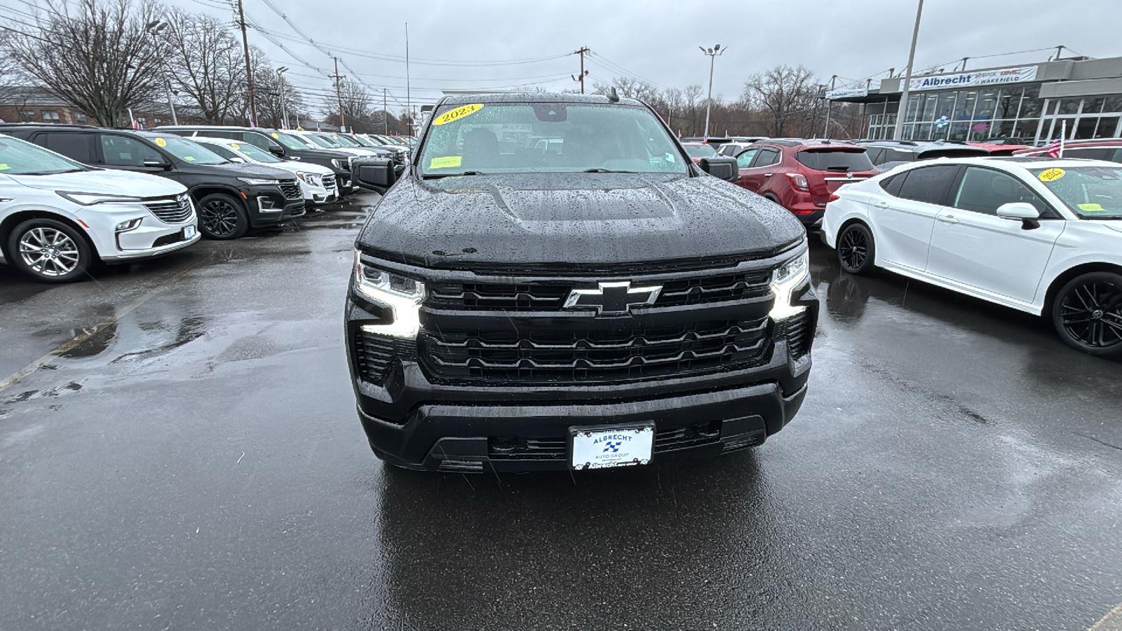 View vehicle photo 2