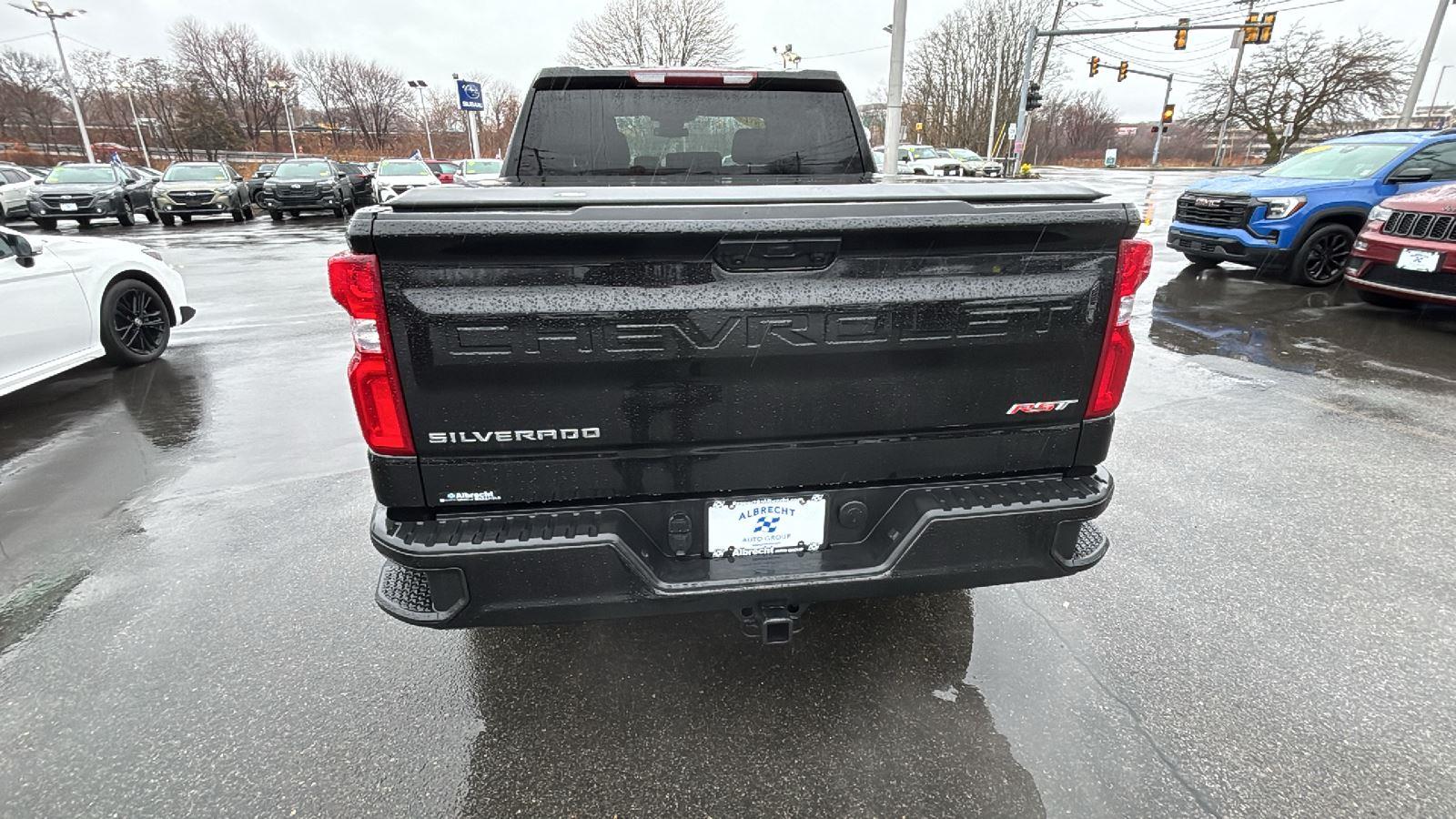 View vehicle photo 6