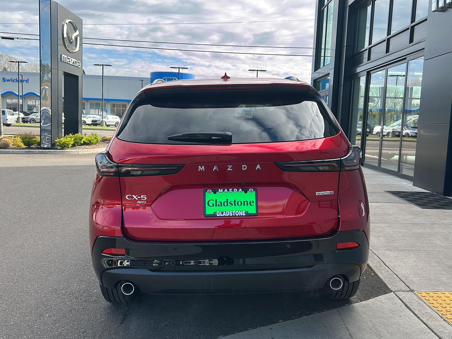 View vehicle photo 7