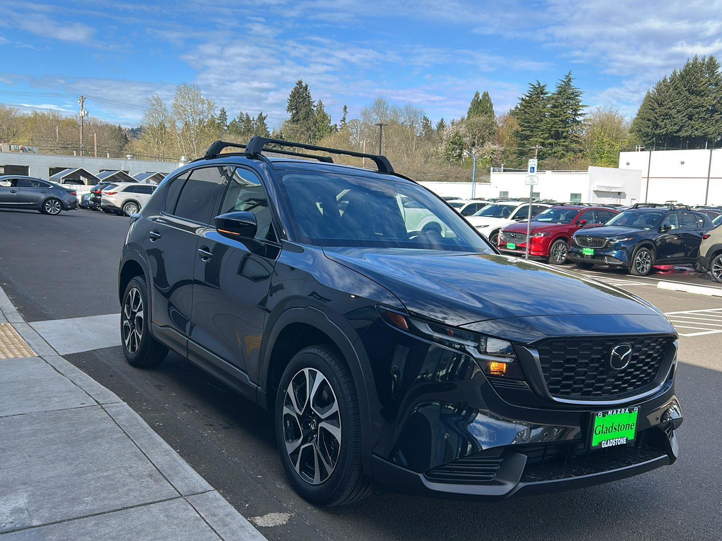 View vehicle photo 4