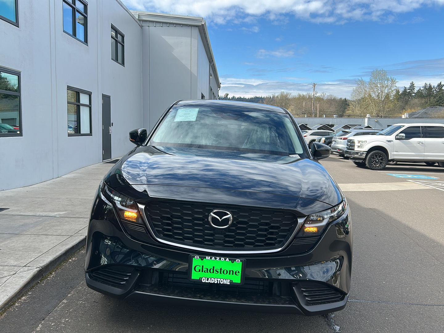 View vehicle photo 3