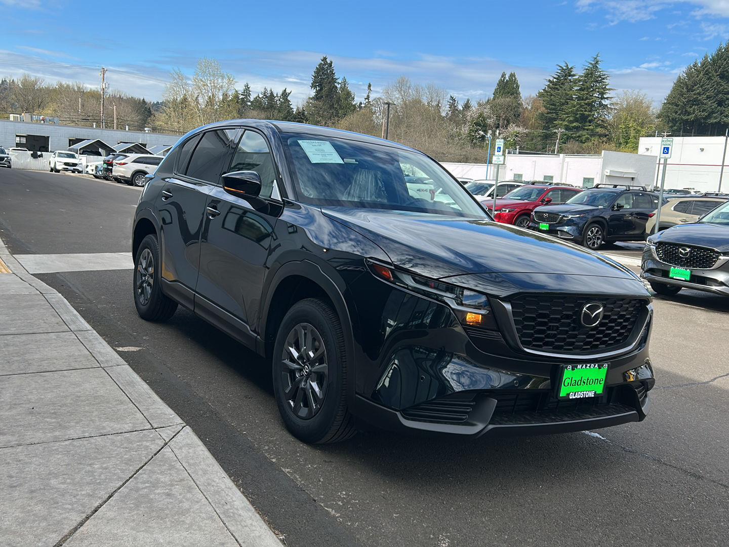 View vehicle photo 4