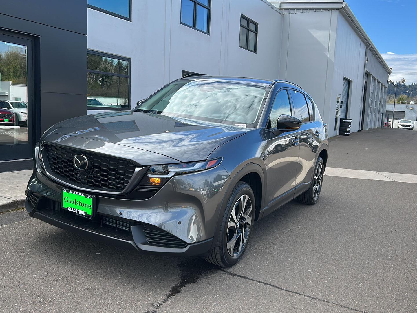 View vehicle photo 2