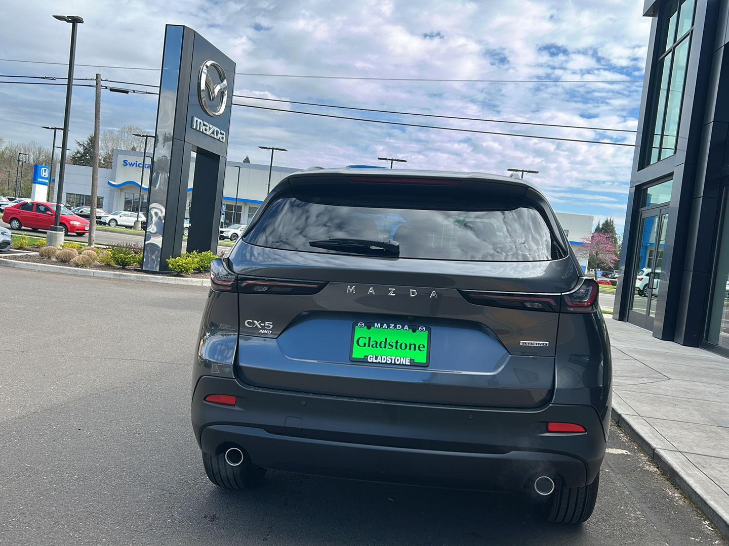 View vehicle photo 6