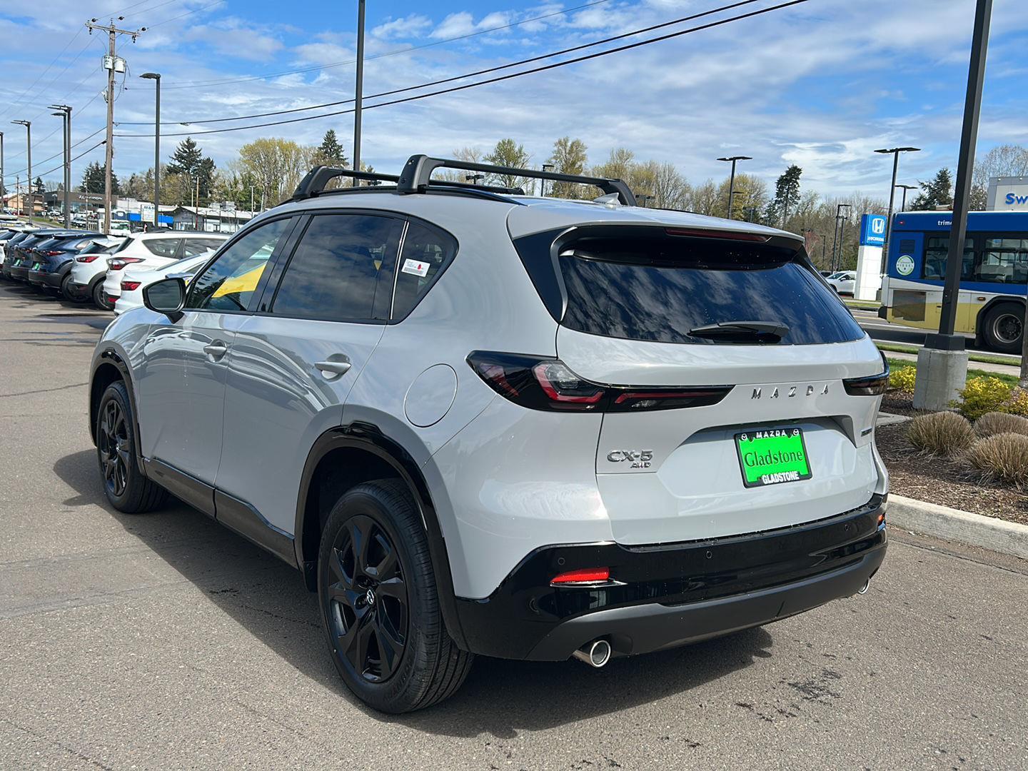 View vehicle photo 6