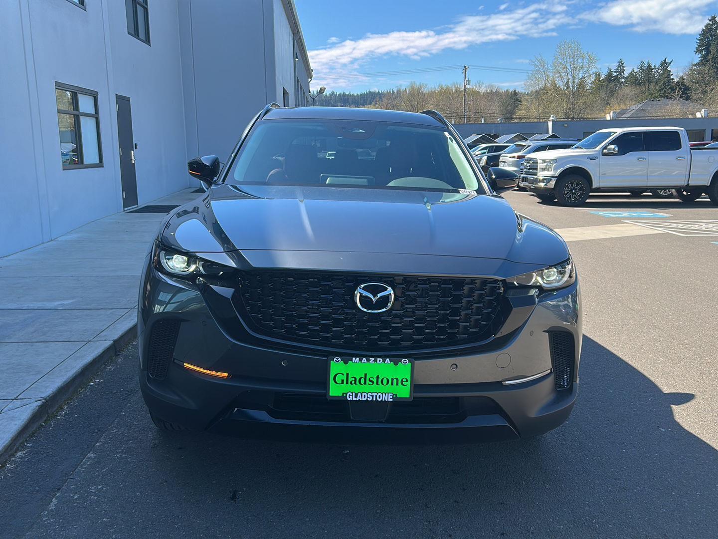 View vehicle photo 3