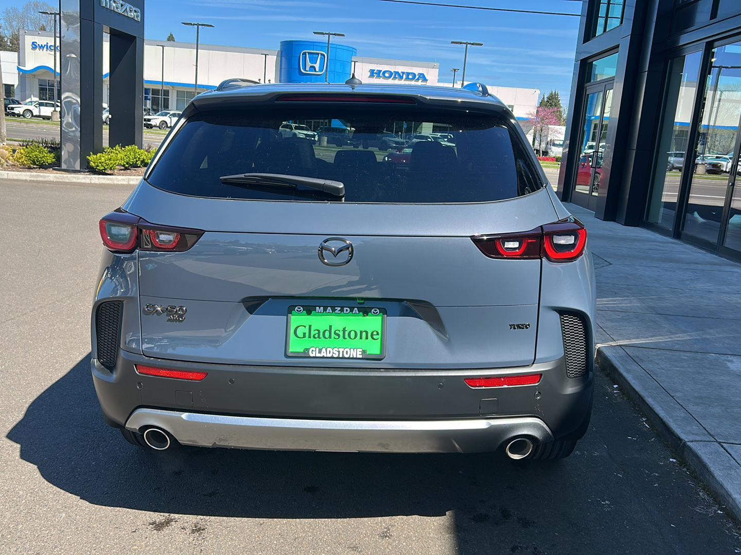 View vehicle photo 6