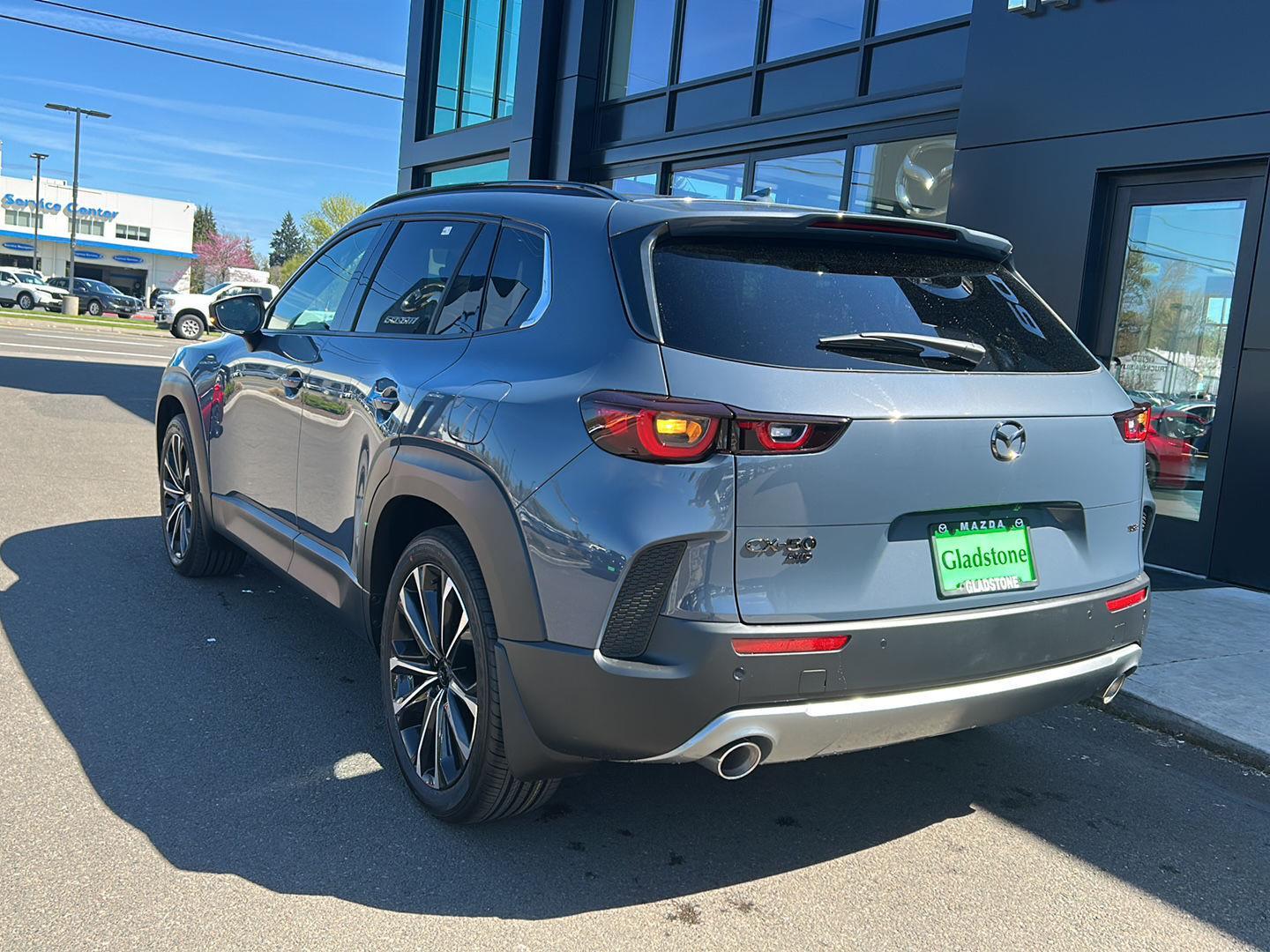 View vehicle photo 7