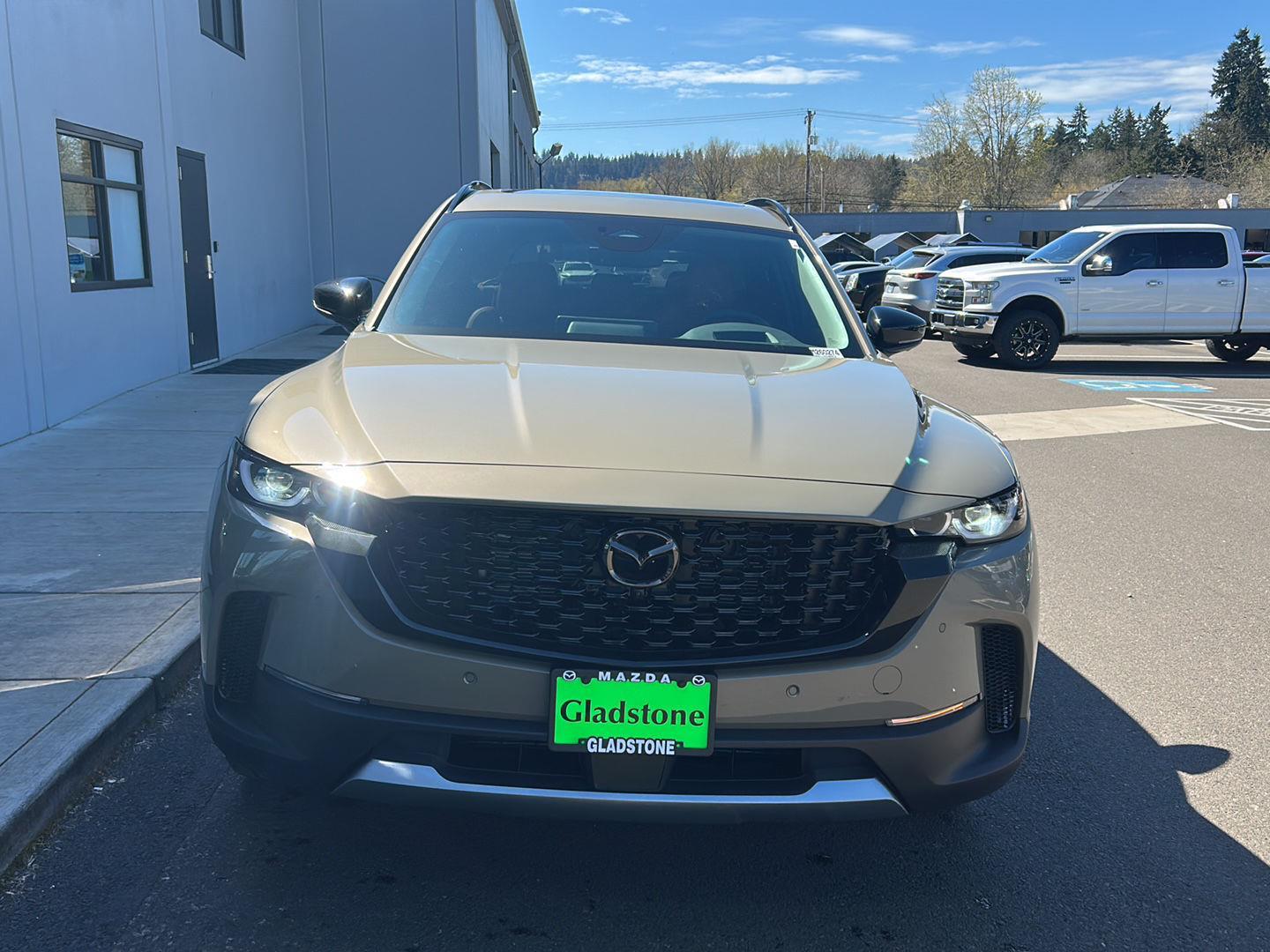 View vehicle photo 3