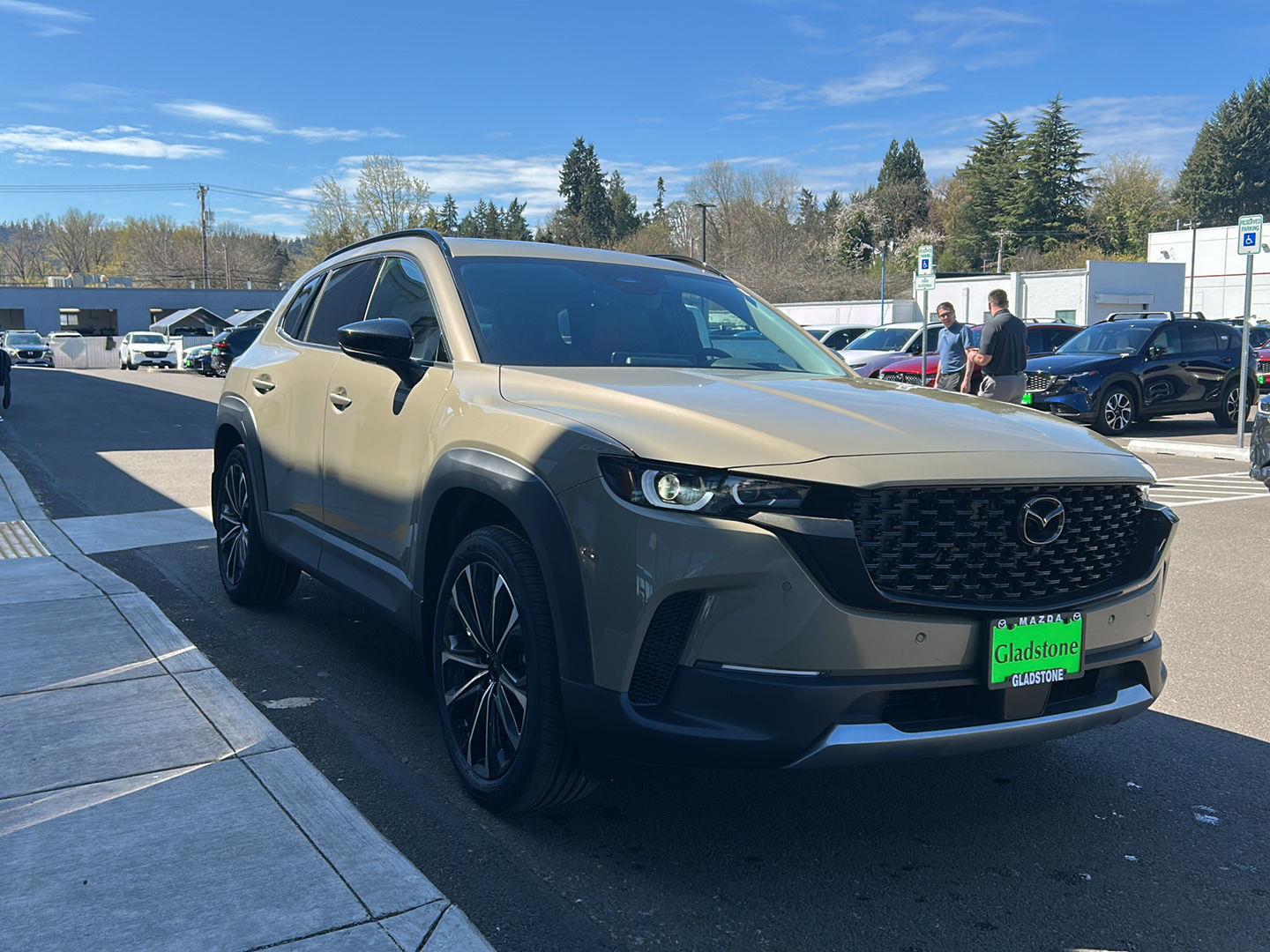 View vehicle photo 4