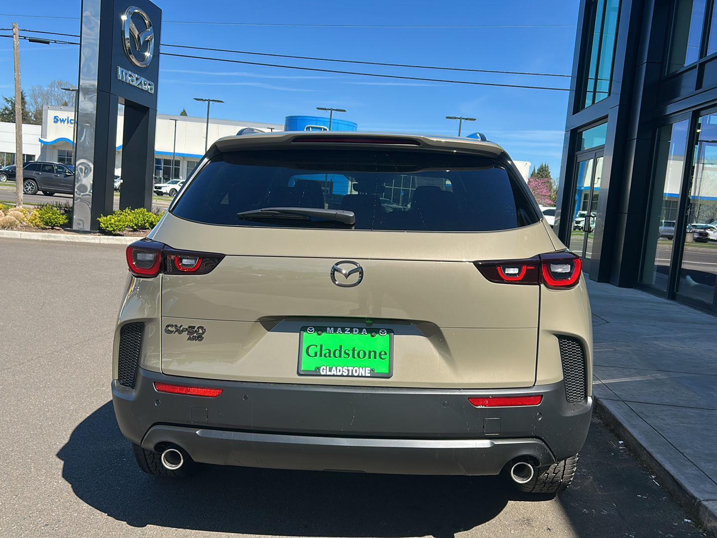 View vehicle photo 6