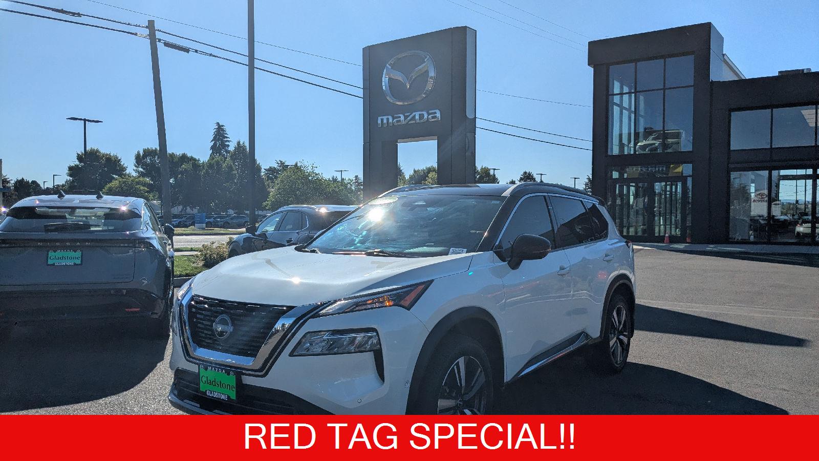 Pearl White Tricoat/Super Black 2023 Nissan Rogue SUV / Crossover All-Wheel Drive Continuously Variable Transmission