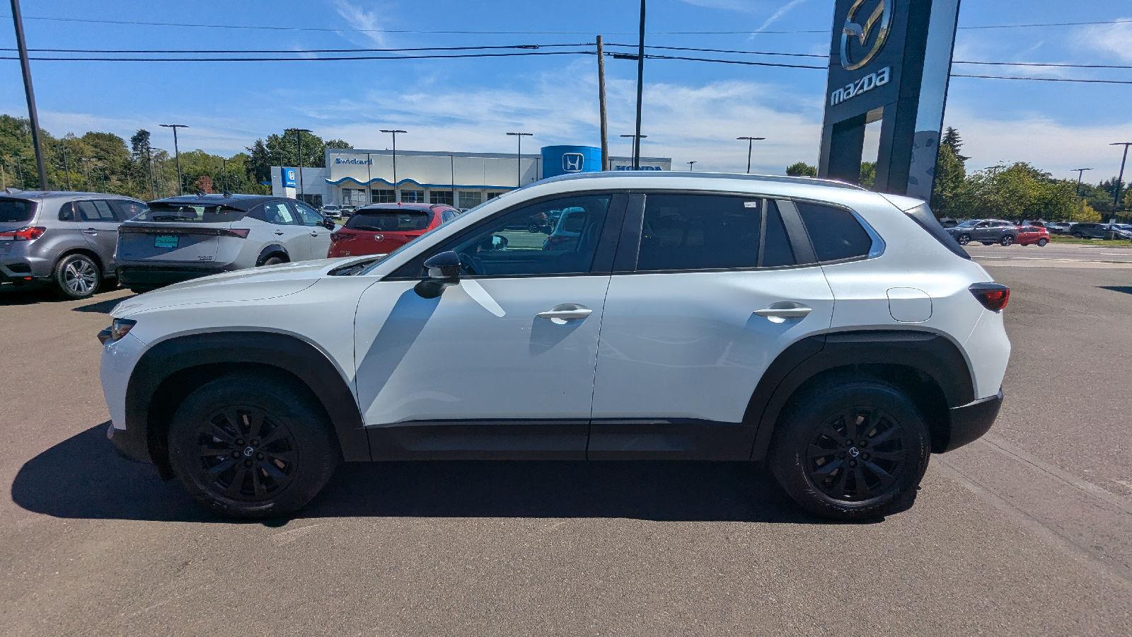 View vehicle photo 3
