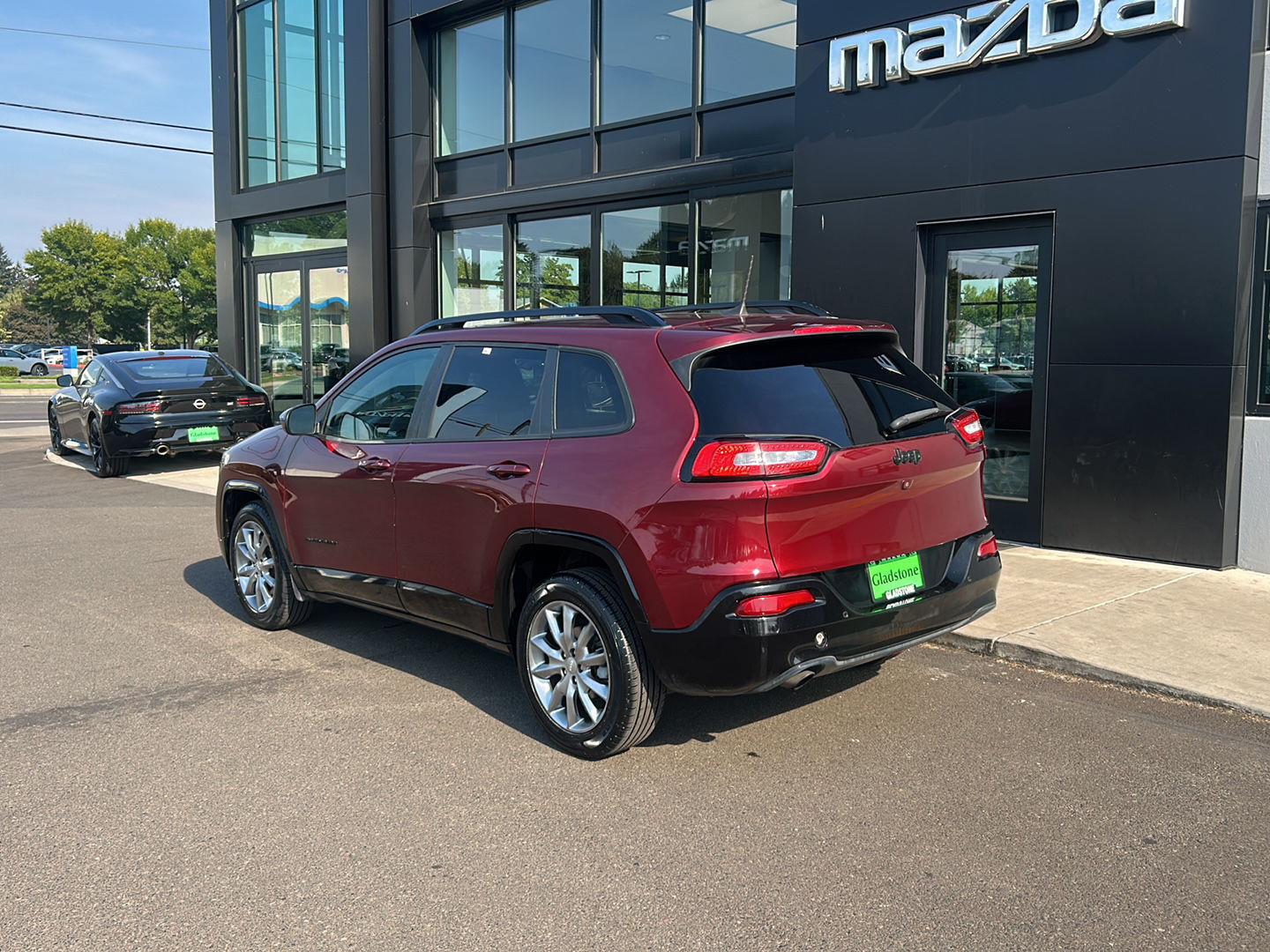 View vehicle photo 2