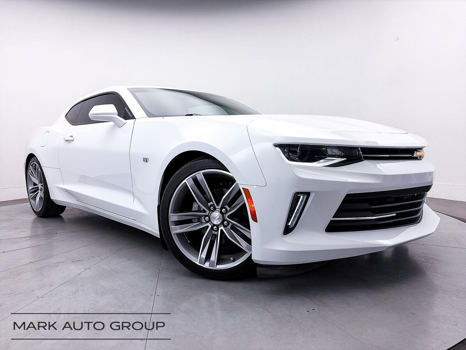 Summit White 2017 Chevrolet Camaro Coupe Rear-Wheel Drive 8-Speed Automatic