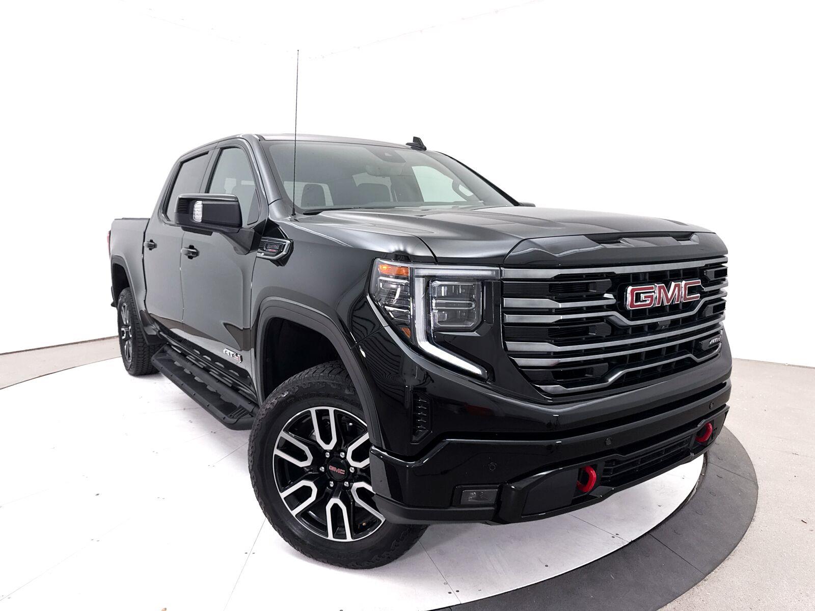 2025 GMC Sierra 1500 AT4 Crew Cab 4WD